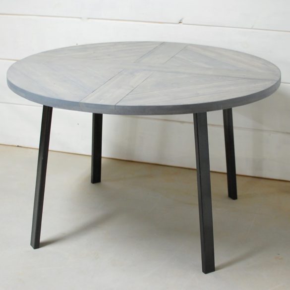 Defiance Dining Table